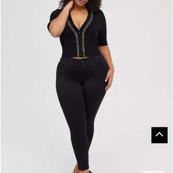 Torrid Cropped Cardigan - Embellished Black SZ 2X, NWT - Picture 7 of 11